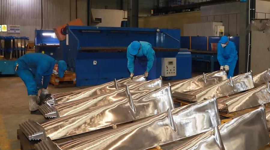 項(xiàng)目cap1400國(guó)核示范項(xiàng)目是中國(guó)自主研發(fā)的最大尺寸半轉(zhuǎn)速核電汽輪機(jī)